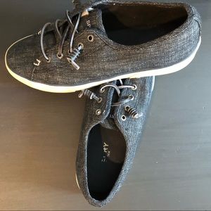 Sperry everyday sneakers.  Denim material